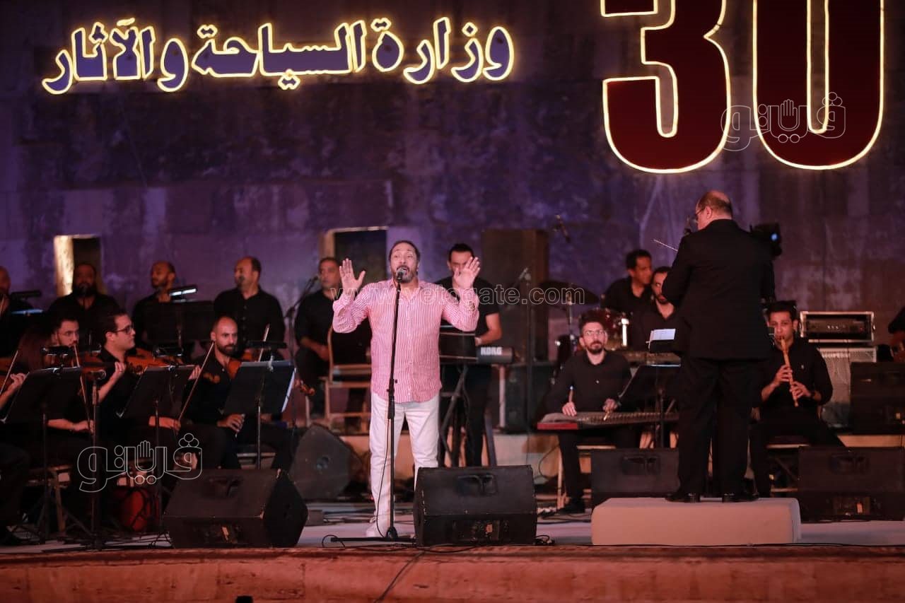 علي الحجار يواصل سيمفونية الإبداع بمهرجان القلعة (1)