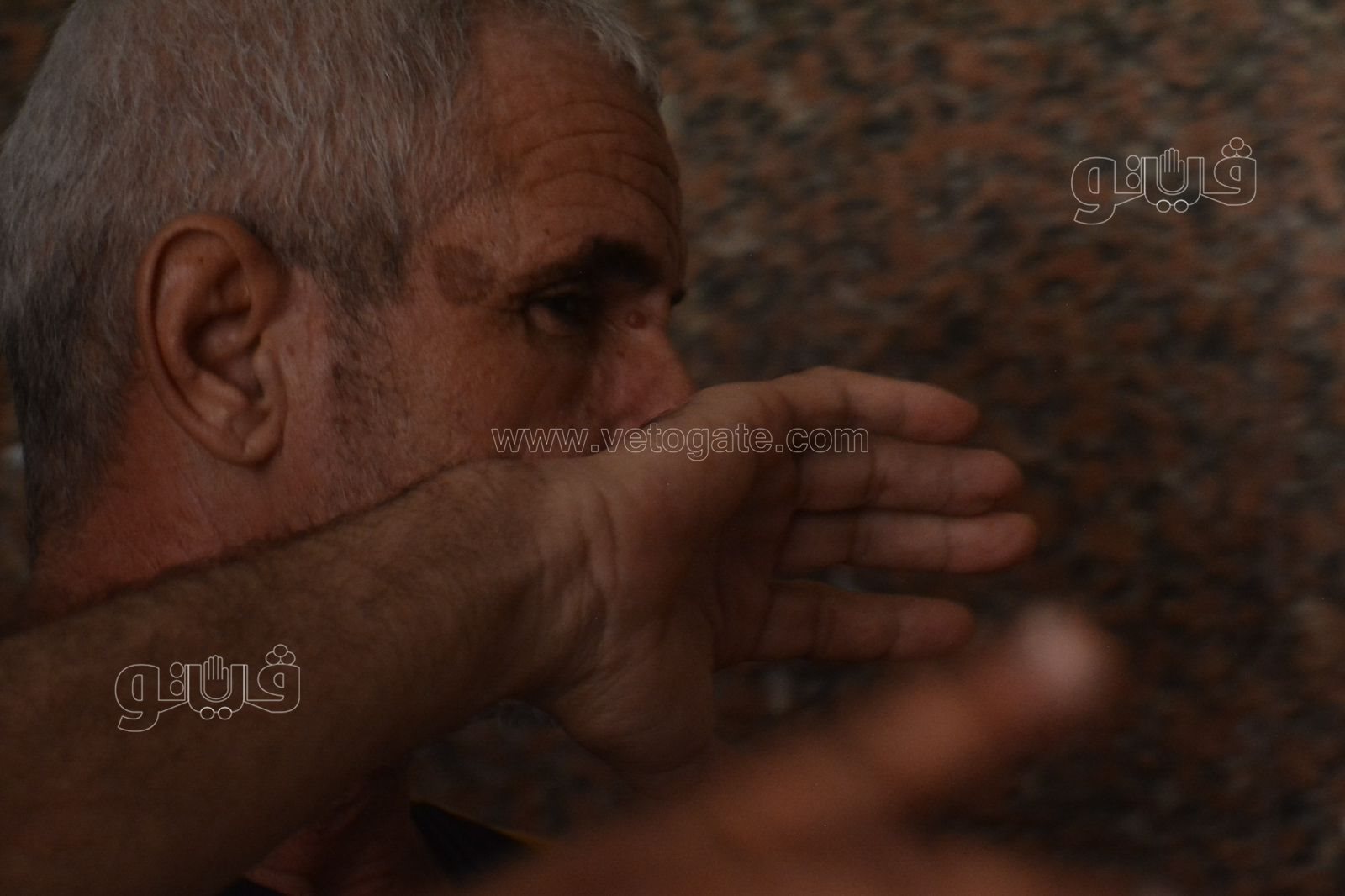 المتهم في مذبحة الريف الأوروبي يخفي وجهه أثناء محاكمته (7)