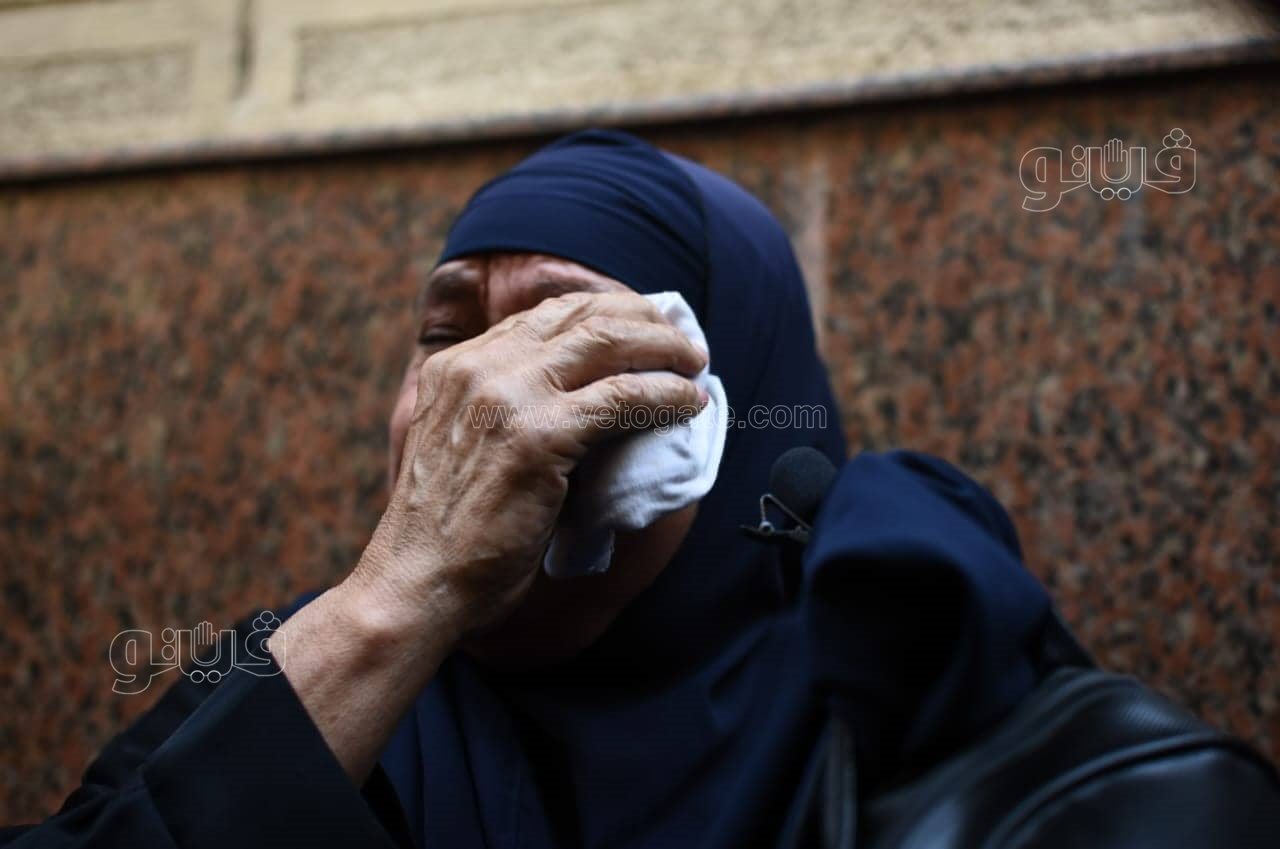 دموع الفرح بالقصاص.. رد فعل جدة شيماء جمال بعد الحكم بالإعدام على المتهمين (10)