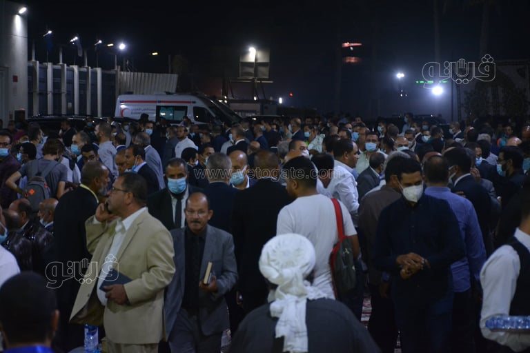 ياسين التهامي وعمرو خالد يحضران عزاء محمود العربي بقليوب (9)