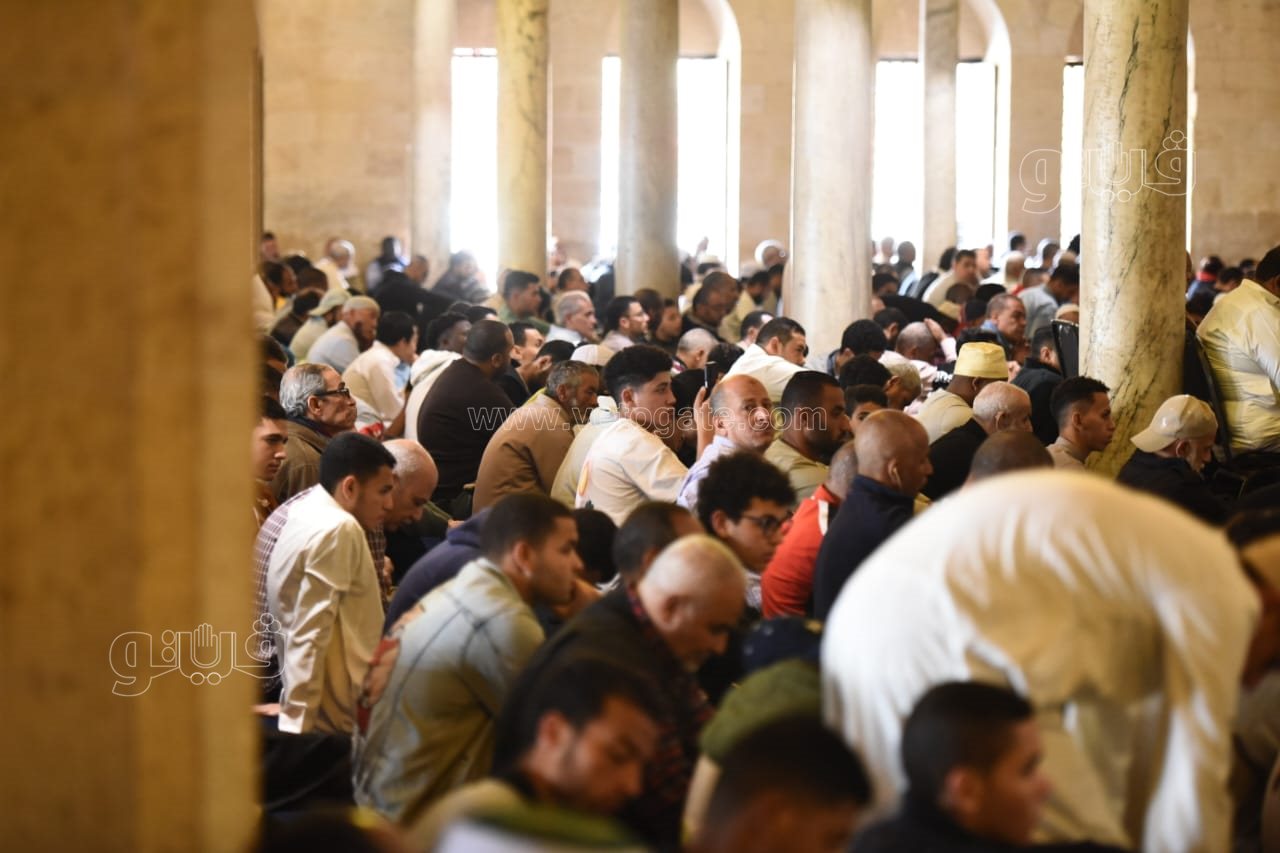 صلاة الجمعة اليتيمة في الجامع الأزهر (7)