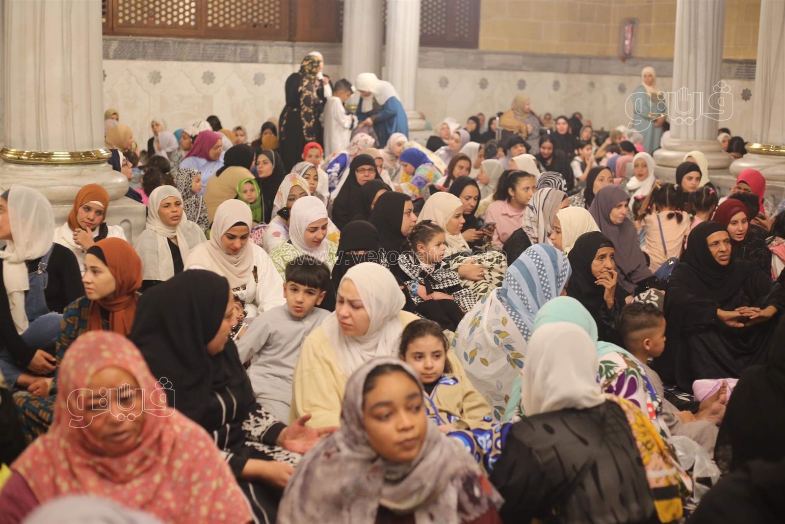 صلاة عيد الفطر بمسجد الحسين (12)