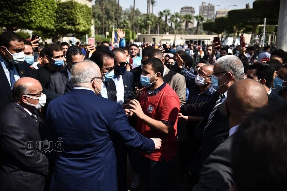 وزير التعليم العالي يتفقد جامعة القاهرة في أول أيام العام الدراسي الجديد (18)