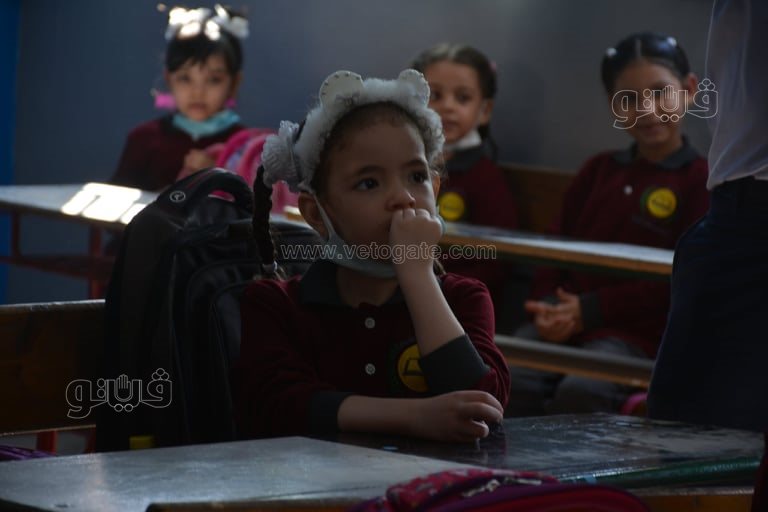 جولة لمحافظ الجيزة في مدرسة عامر عبد المقصود بالدقي بأول أيام العام الدراسي (38)