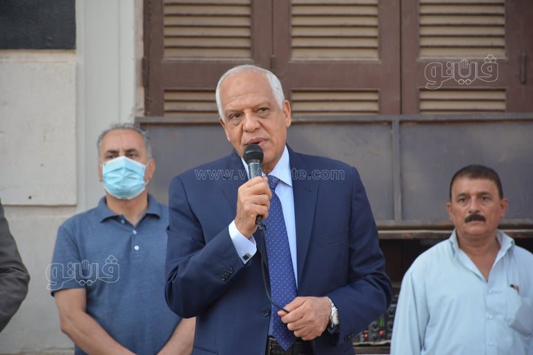 محافظ الجيزة أشعر بالفخر عندما أمر أمام مدرسة السعيدية (2)