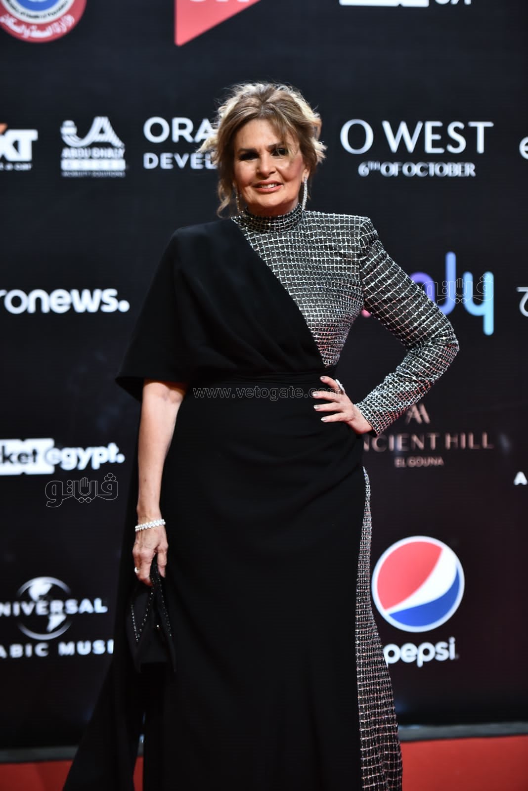 يسرا (5)