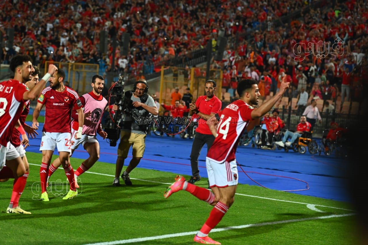الأهلي (53)