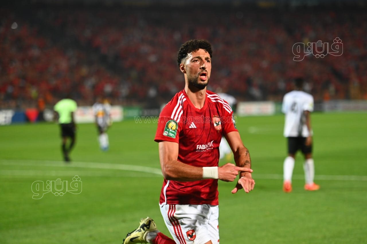 الأهلي (8)