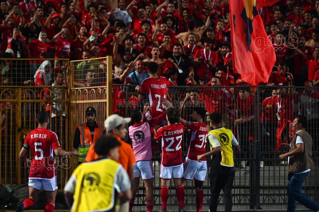 الأهلي (10)