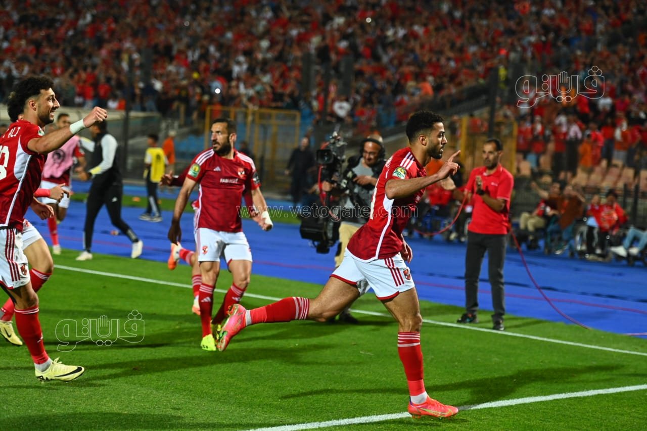 الأهلي (22)