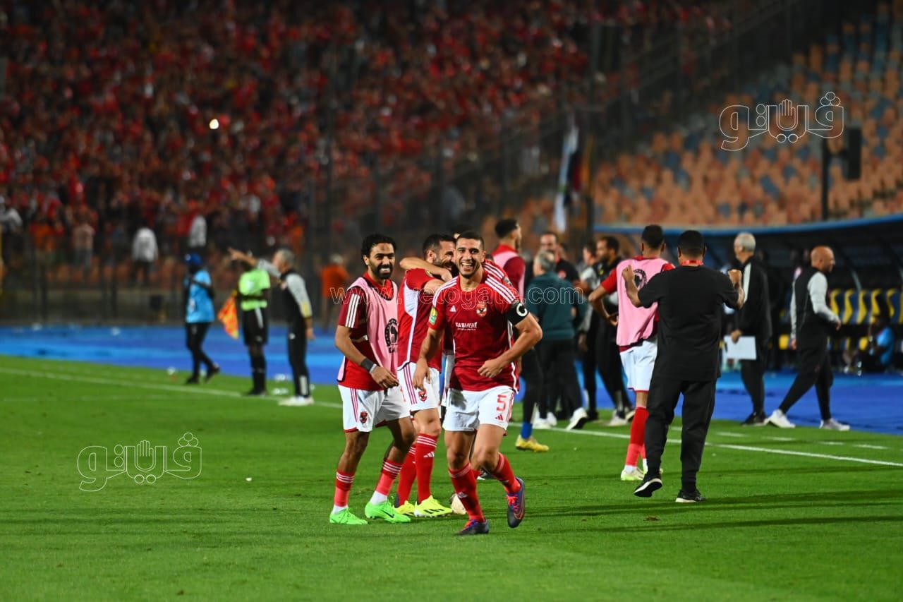الأهلي (27)
