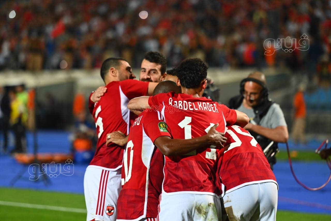 الأهلي (51)