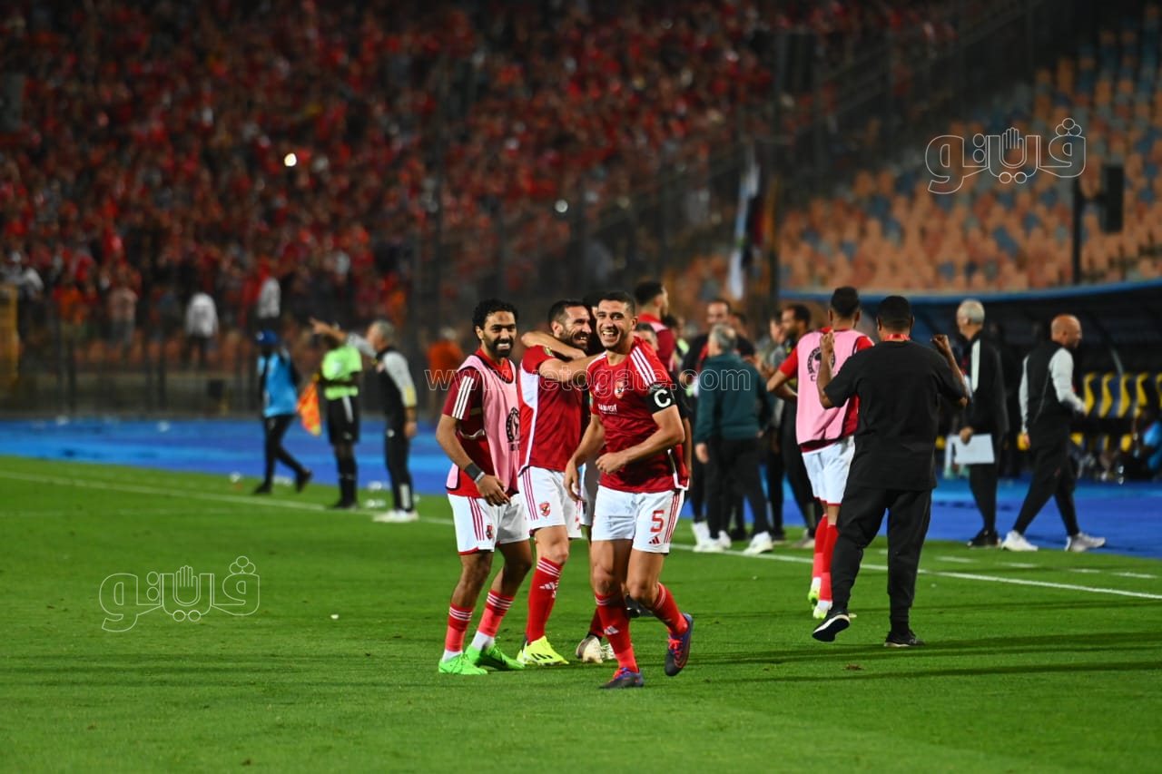 الأهلي (13)