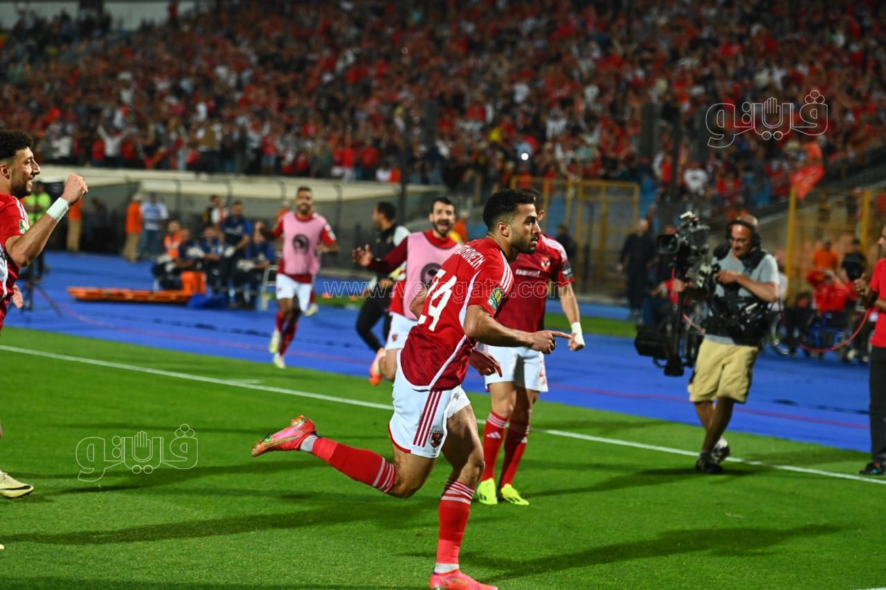 الأهلي (15)
