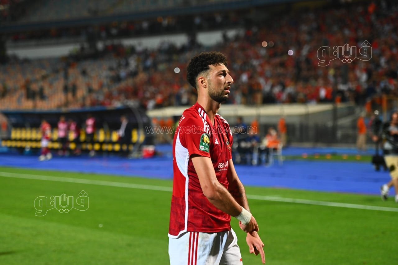 الأهلي (16)