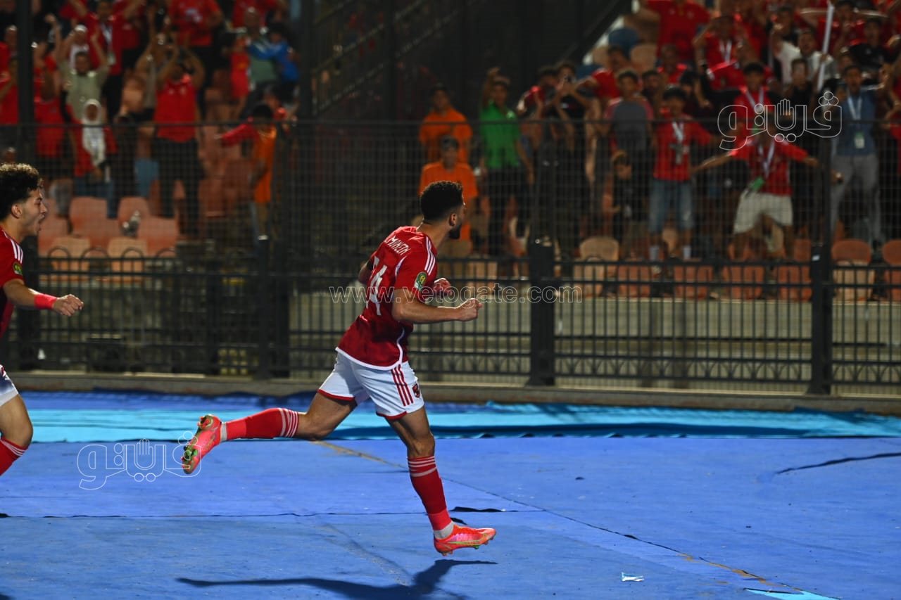 الأهلي (48)