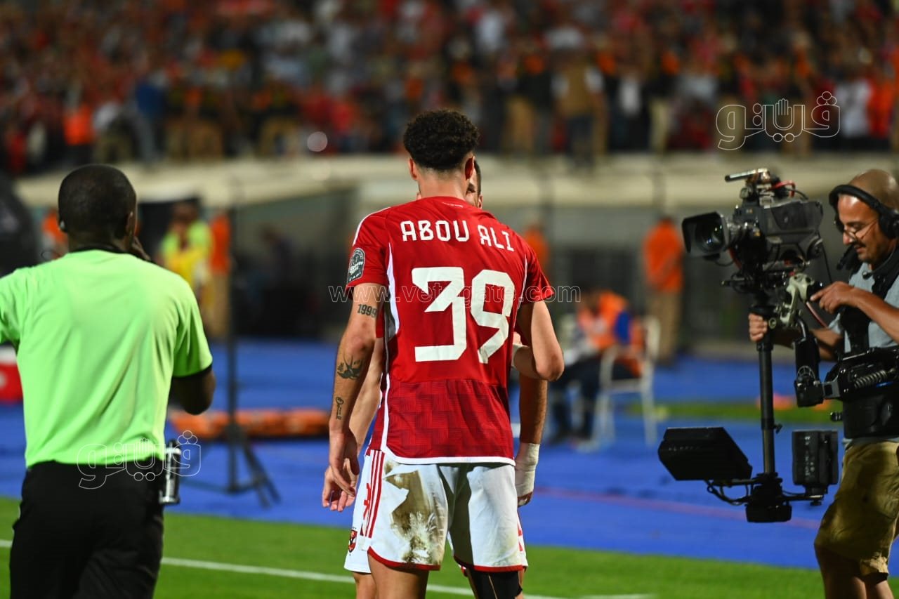 الأهلي (6)