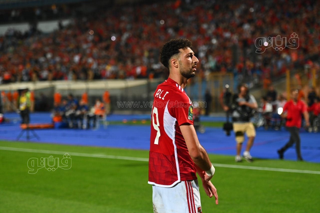الأهلي (20)