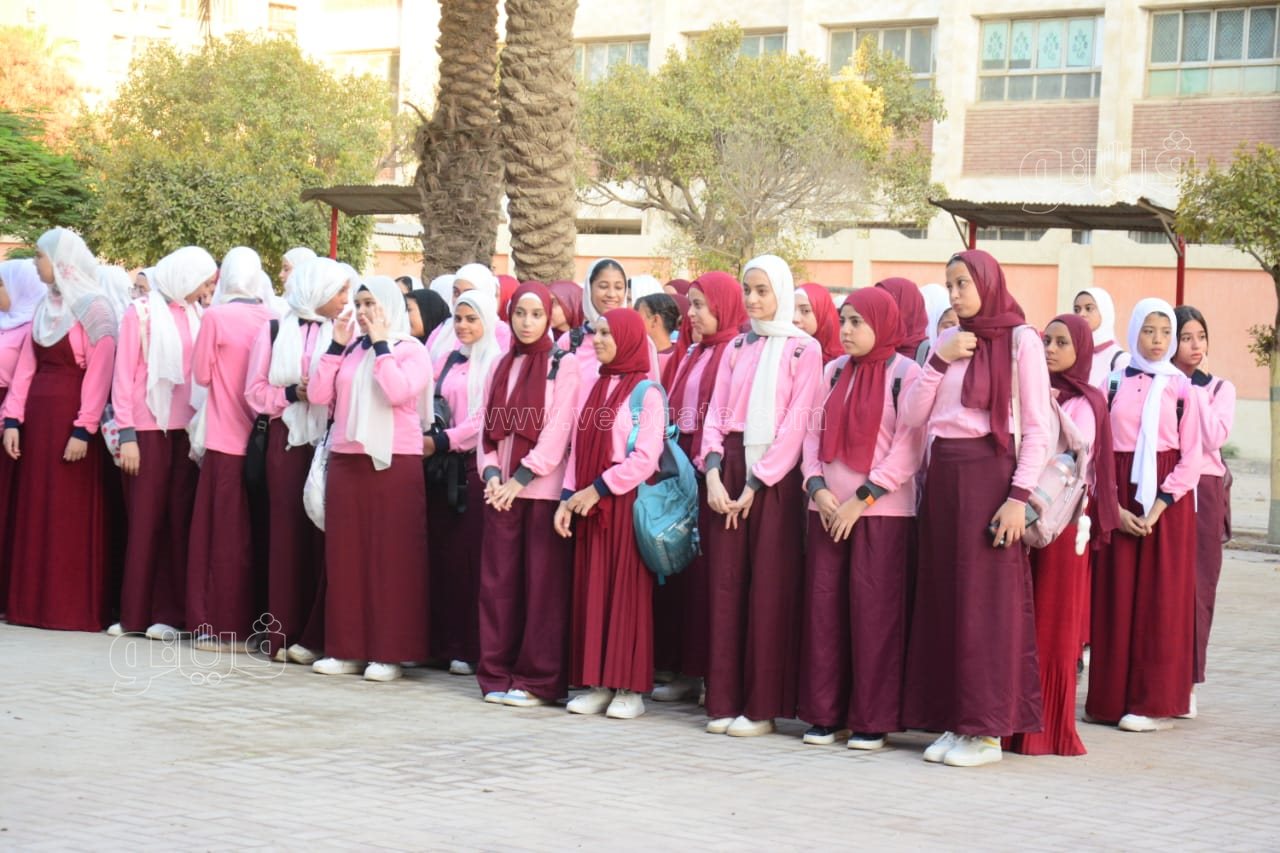 انطلاق طابور الصباح وتحية العلم بمحافظتي القاهرة والجيزة (40)
