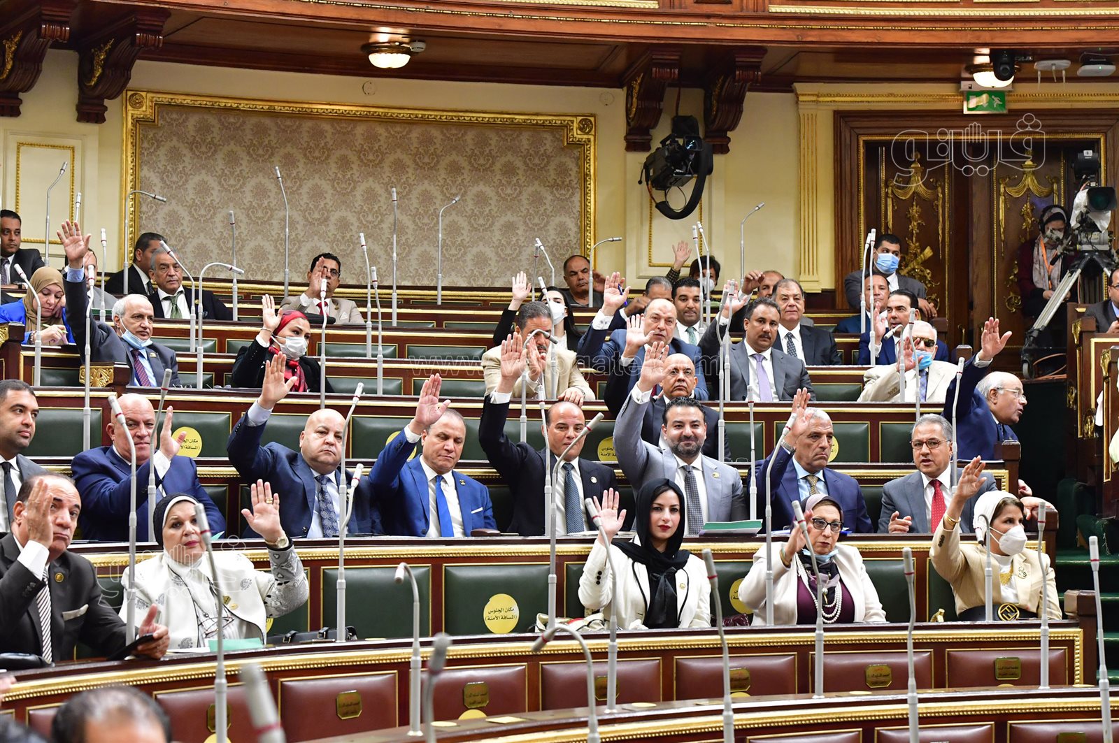 الجلسة العامة للبرلمان (8)