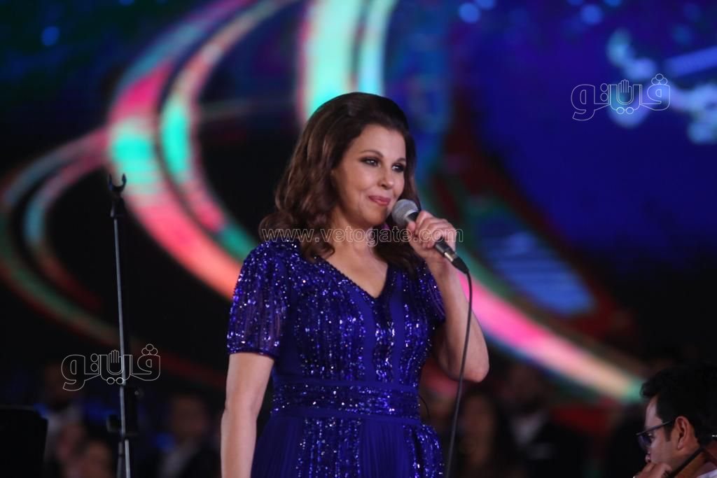 وزيرة الثقافة تسلم جوائز مهرجان الموسيقى العربية 30 (1)