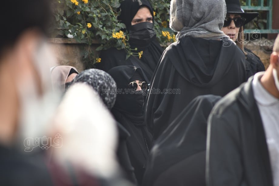 انهيار أسرة سهير البابلي بعد وصول جثمانها إلى مسجد الشرطة (3)