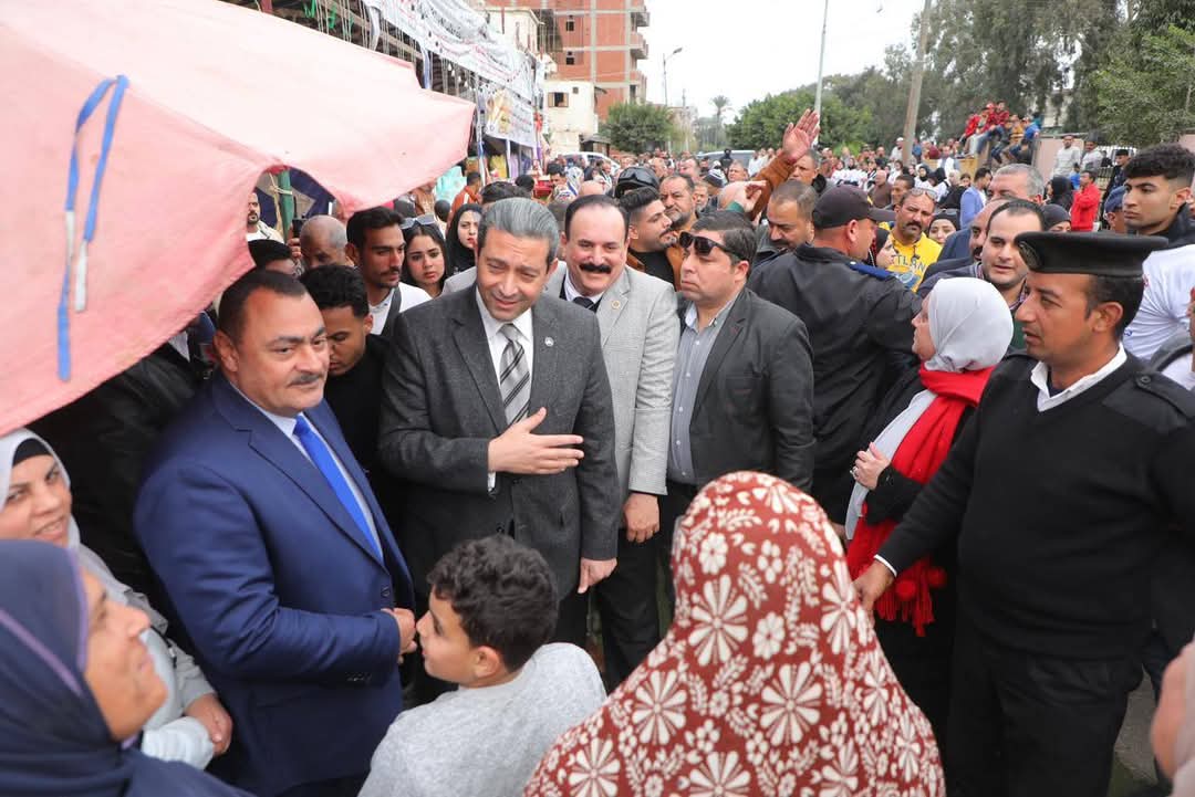 محافظ دمياط يفتتح معرض السلع الغذائية بأسعار مخفضة بالعدلية ويُعلن لاستمراره حتى نهاية شهر رمضان المبارك