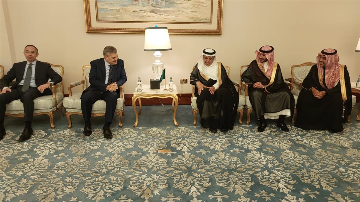 جانب من اللقاء، فيتو