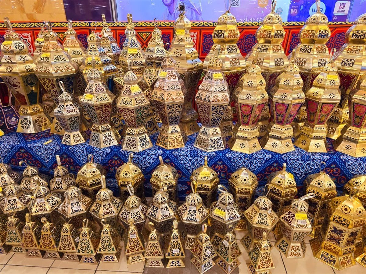 <strong> فوانيس رمضان 2025</strong>