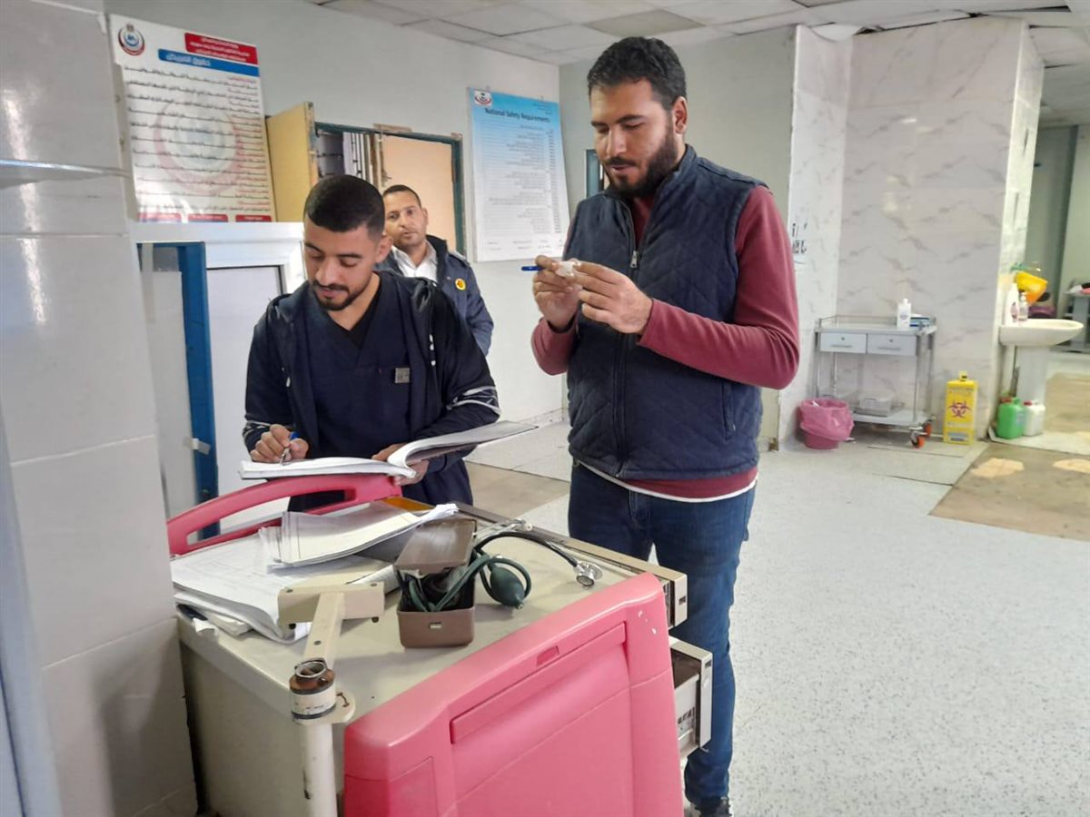 متابعة تقديم الخدمات الطبية بمستشفيات بني سويف