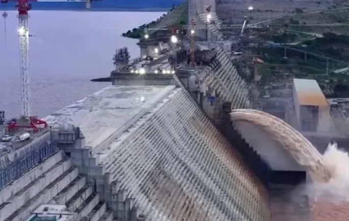 إغلاق مفيض سد النهضة، فيتو