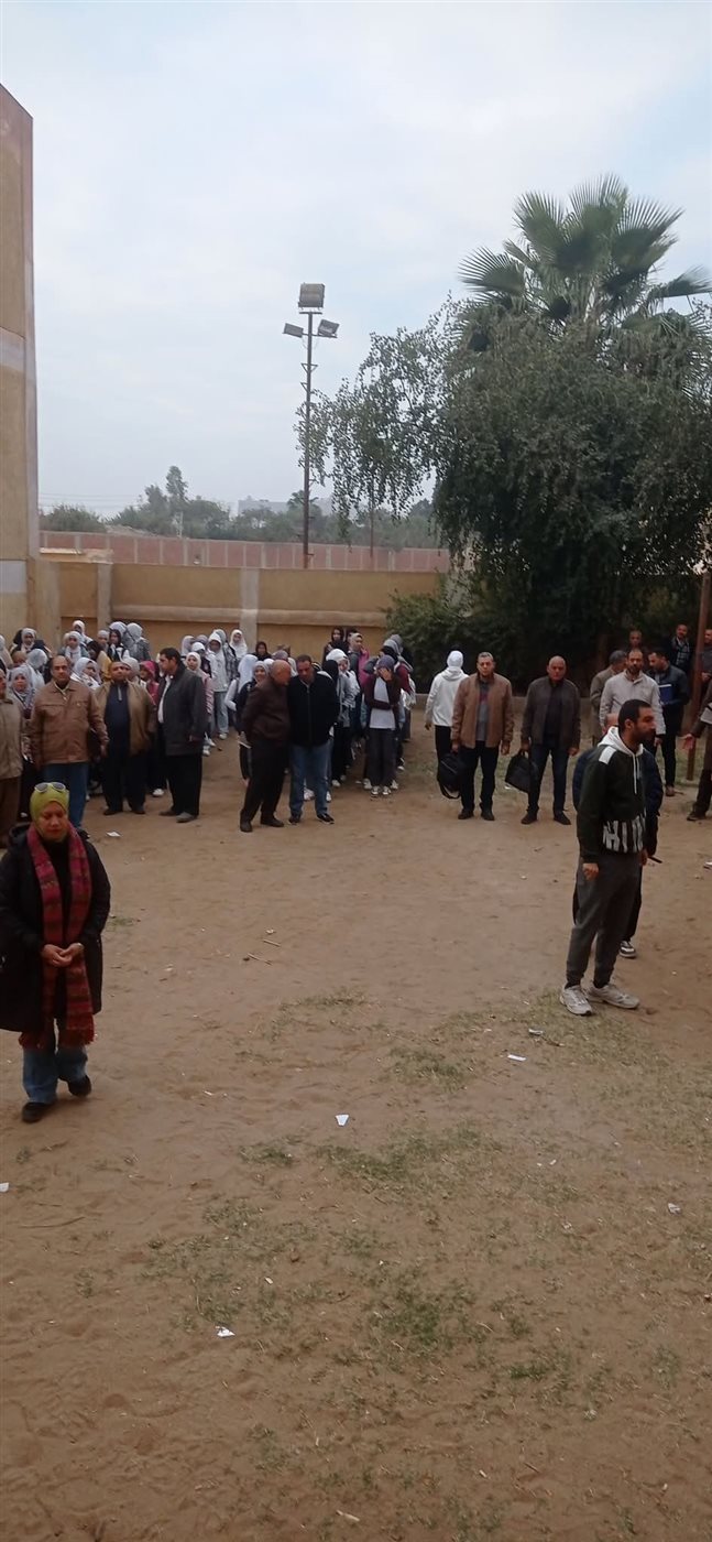 انتظام الدراسة بالفصل الدراسي الثاني بمدارس القليوبية،فيتو