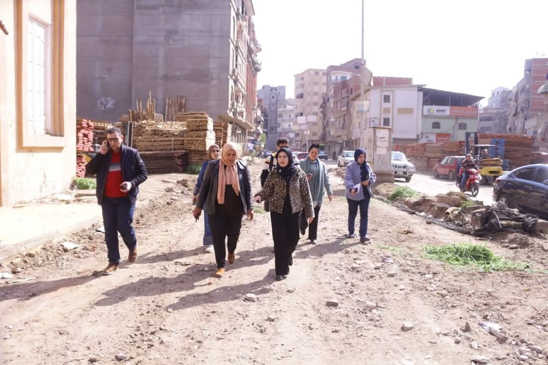 نائب محافظ دمياط تتابع الحملة المكبرة لرفع المخلفات الصلبة والقمامة من الشوارع والميادين&nbsp;