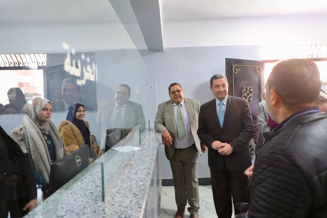 محافظ دمياط يتفقد المركز التكنولوجي لخدمة المواطنين بالرحامنة&nbsp;