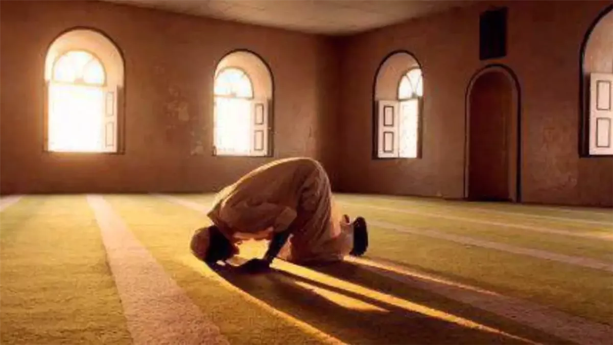 <strong>موعد أذان الظهر</strong>