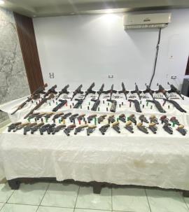 حملة أمنية فى أسيوط تضبط 94 سلاح نارى و22 قضية جلب مخدرات