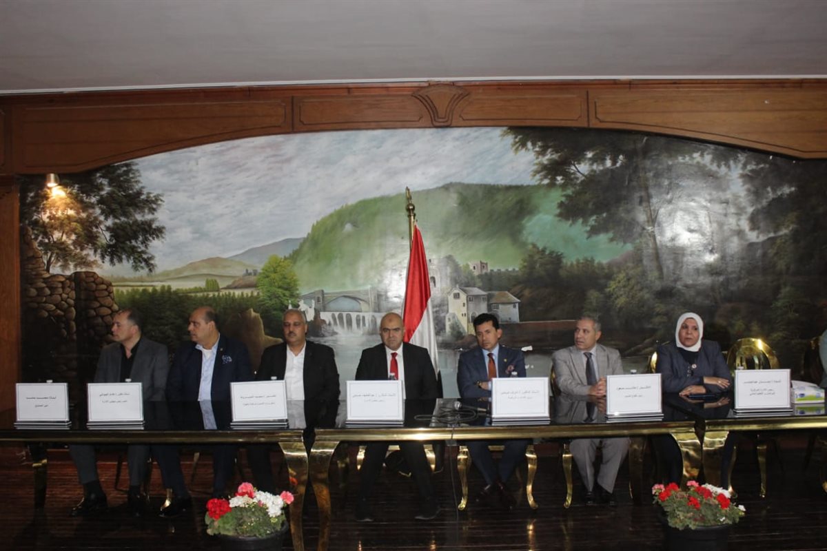 أشرف صبحي يلتقي مجلس إدارة اتحاد تنظيم الكيانات الشبابية