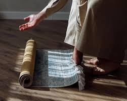 موعد أذان العشاء