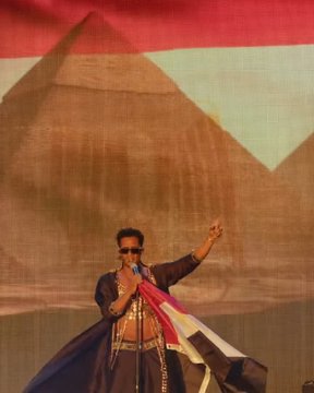 محمد رمضان يهين علم مصر، فيتو