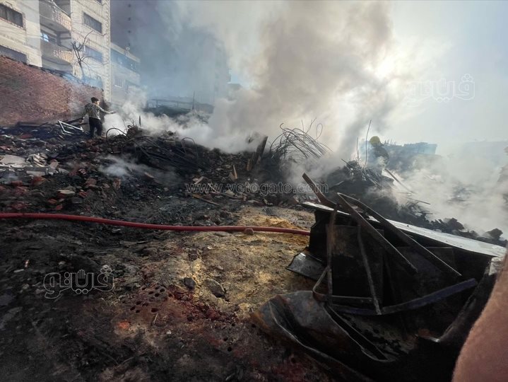  أثار حريق مغالق الأخشاب بالشرابية (17)