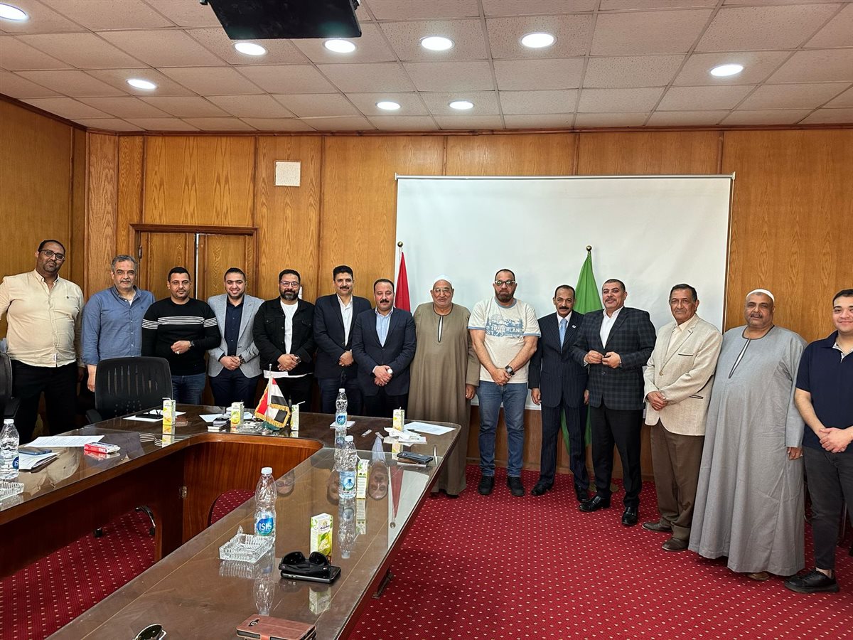 جانب من الاجتماع، فيتو