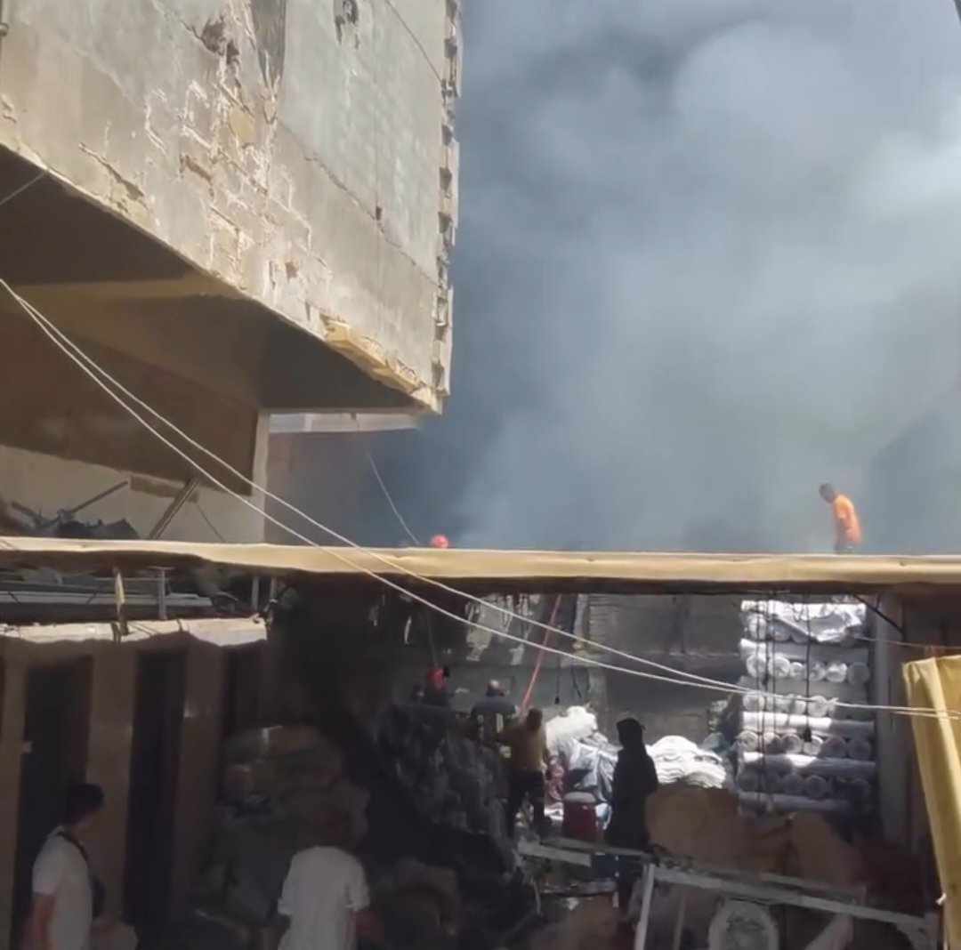 السيطرة على حريق بمصنع نسيج بالعاشر من رمضان دون إصابات،فيتو