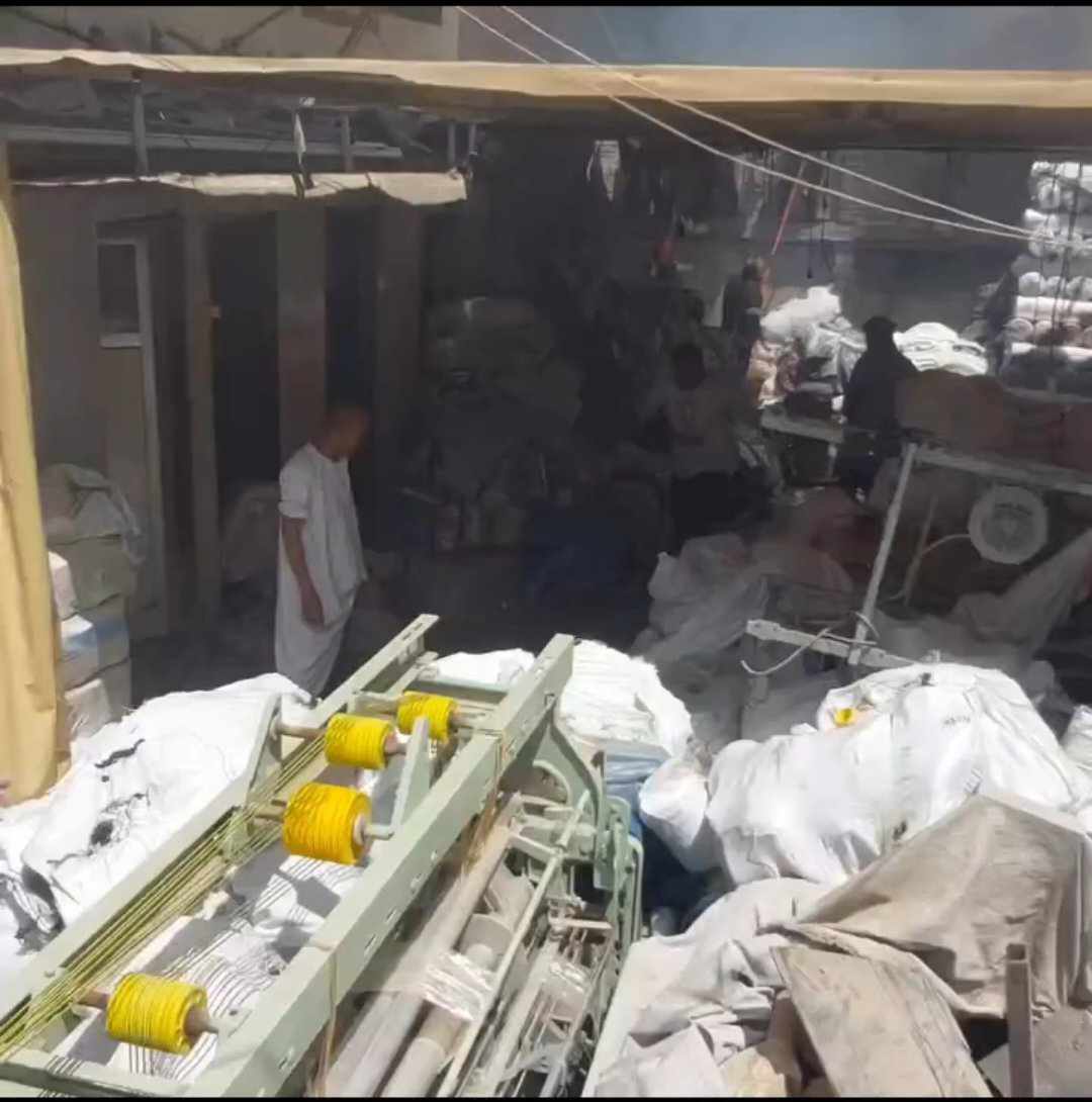 السيطرة على حريق بمصنع نسيج بالعاشر من رمضان دون إصابات،فيتو