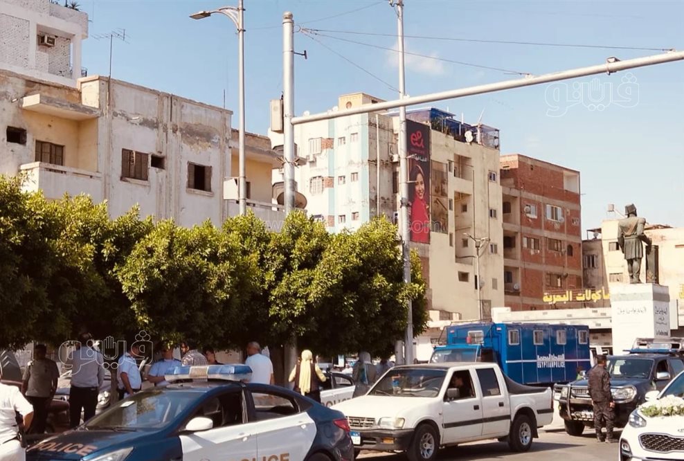 جانب من الحملة، فيتو