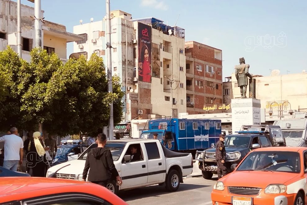 جانب من الحملة، فيتو