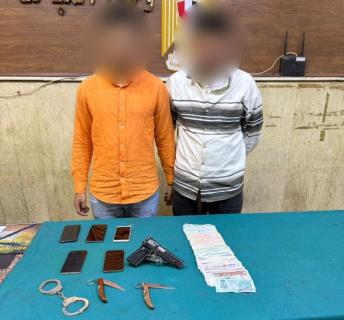 ضبط شخصين &nbsp;لاتهامهما بالنصب وسرقة المواطنين بانتحال صفة رجال شرطة فى عين شمس