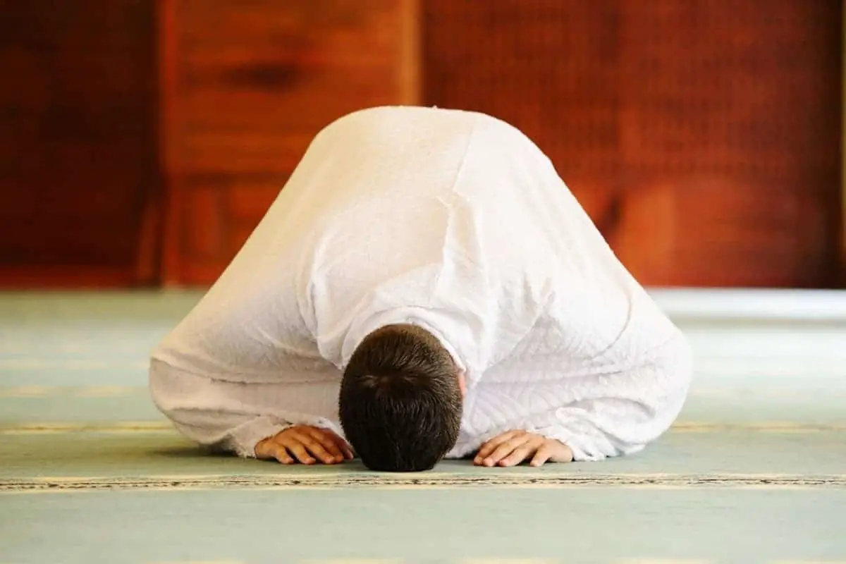 موعد أذان المغرب