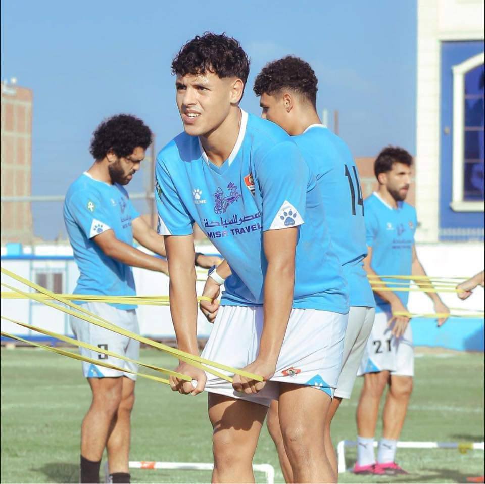 محمود صلاح لاعب غزل المحلة 2007 والمرشح للانتقال للاهلي، فيتو&nbsp;