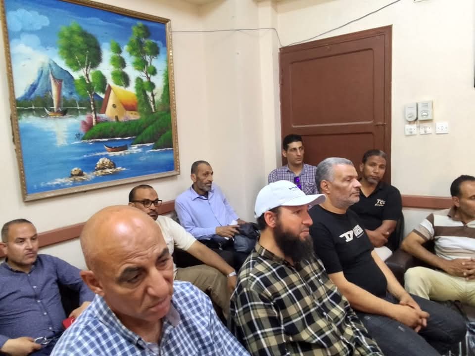 جانب من الاجتماع، فيتو