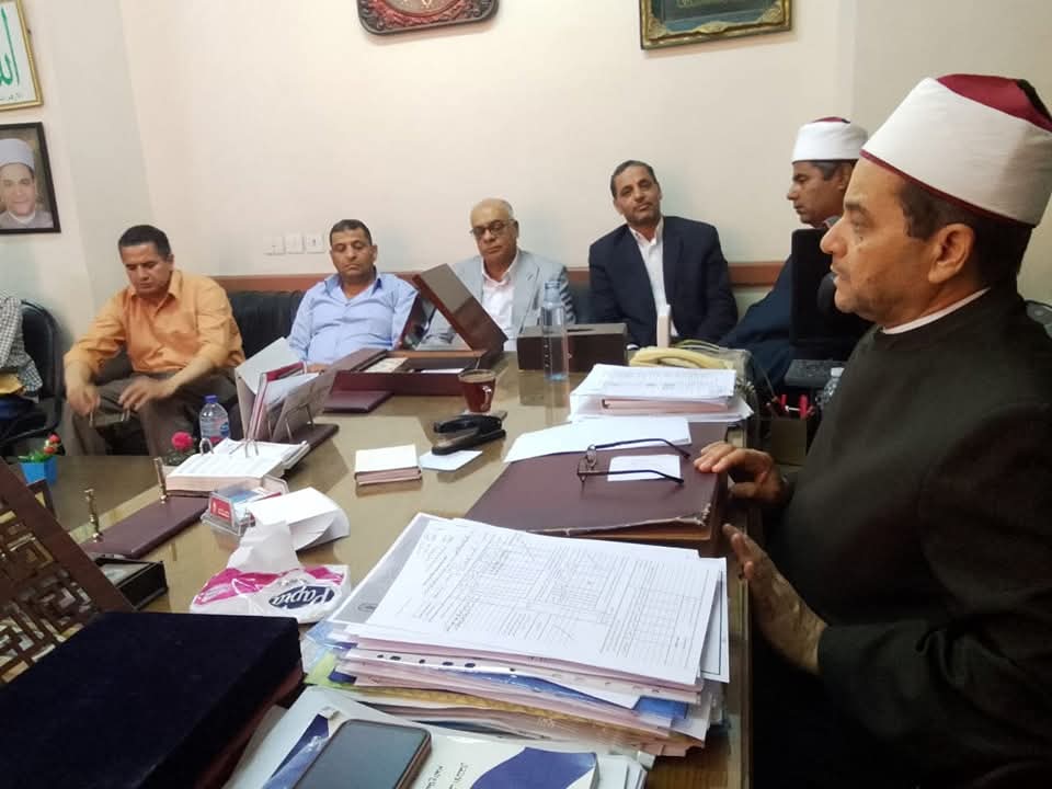جانب من الاجتماع، فيتو